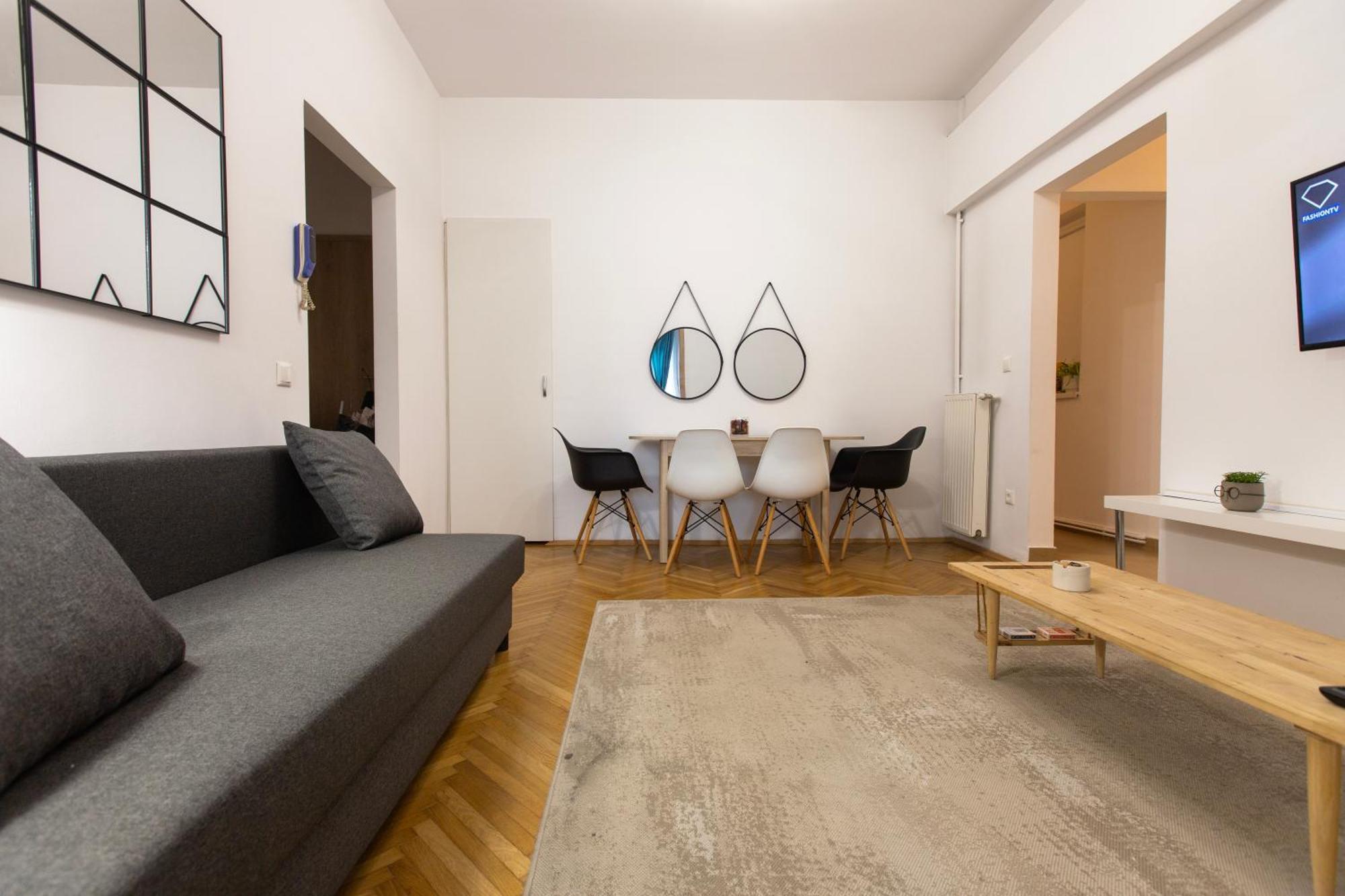 Ultracentral Hong Kong 3 Bdrm Apartment Bucharest Luaran gambar