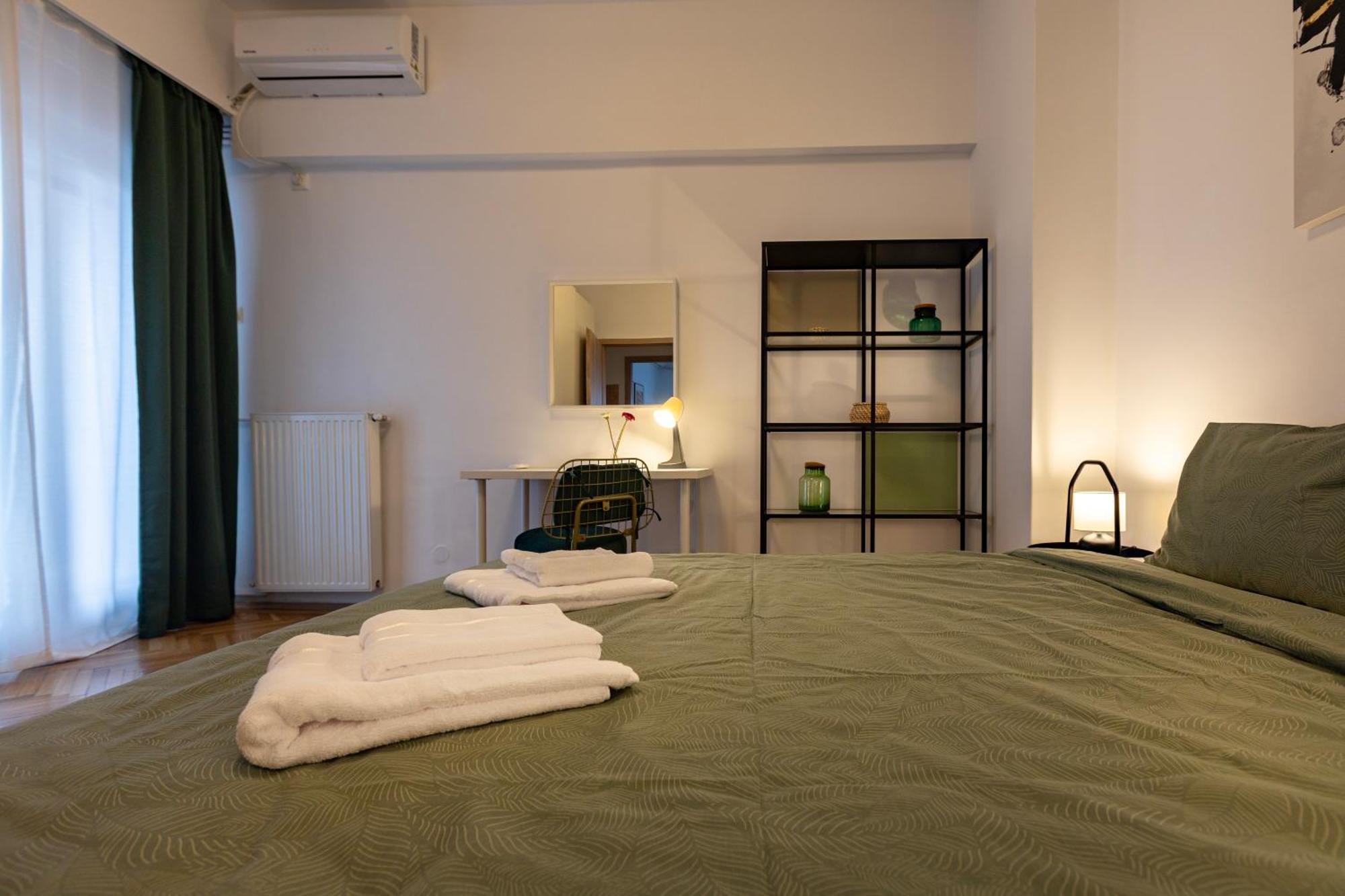Ultracentral Hong Kong 3 Bdrm Apartment Bucharest Luaran gambar